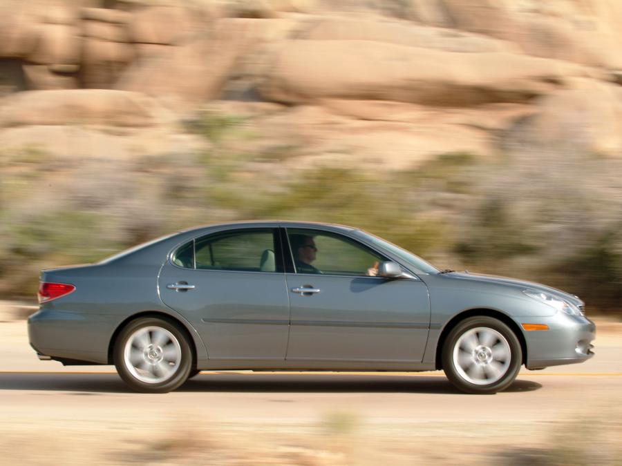  Lexus ES330 2004 года  (фото 11 из 16)